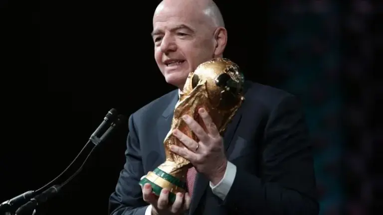 Infantino defiende su proyecto: “Hay que fortalecer el fútbol, es un paso natural” - as.com